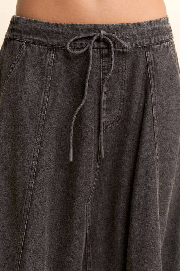 WASHED DENIM PARACHUTE SKIRT