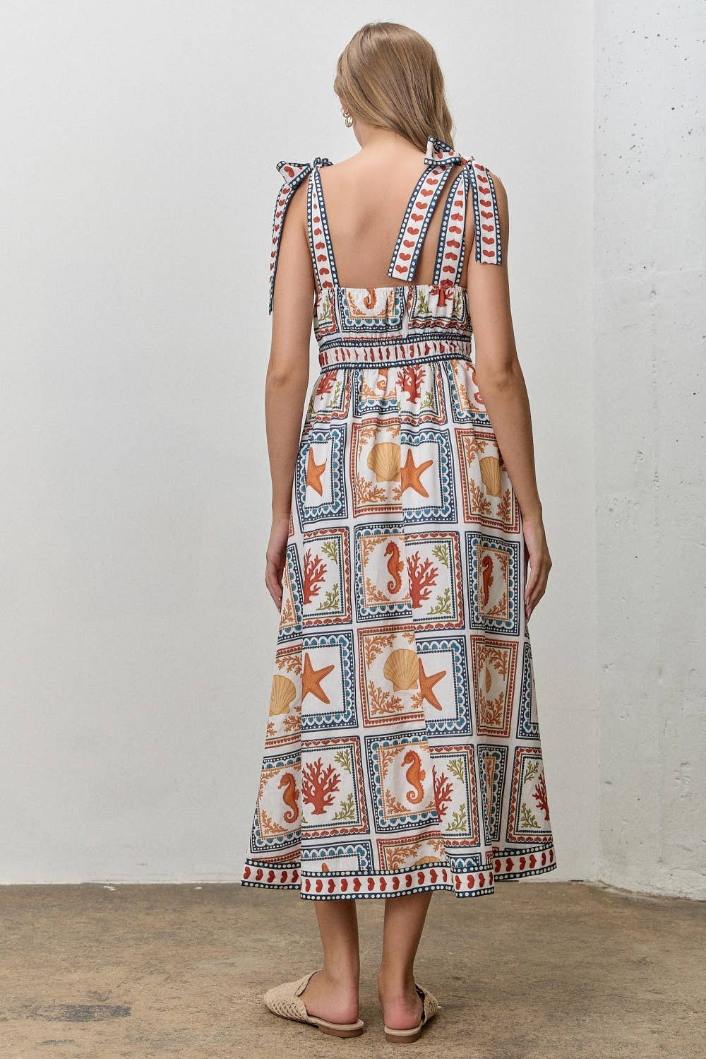 Plus Size Coastal Shell Print Tiered Midi Dress
