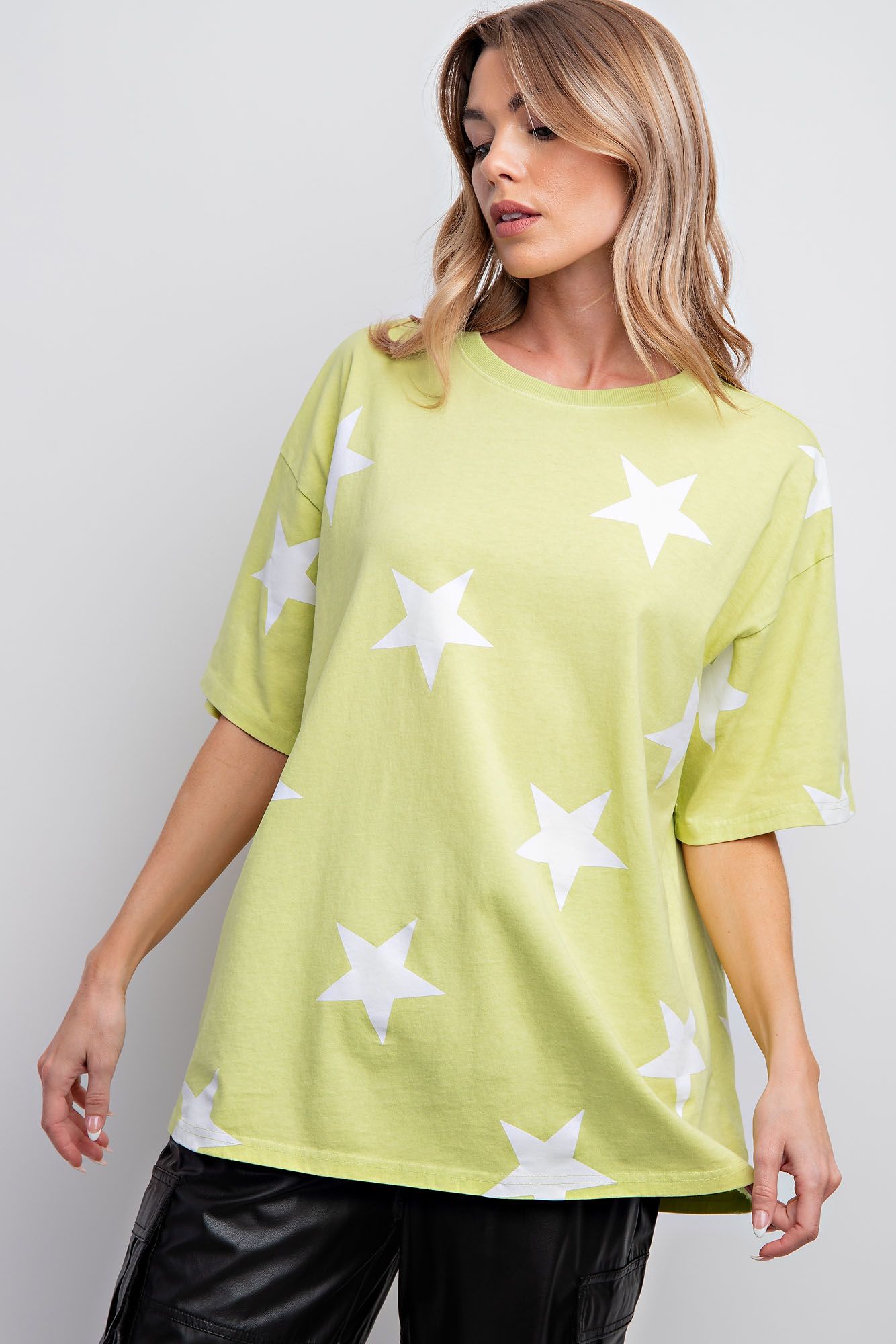 LIME YELLOW STAR PRINTED WASHED TOP