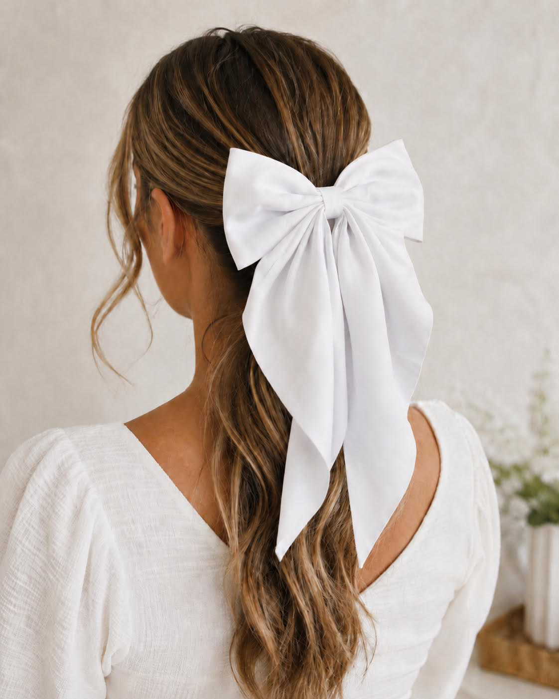 OVERSIZED BOW
