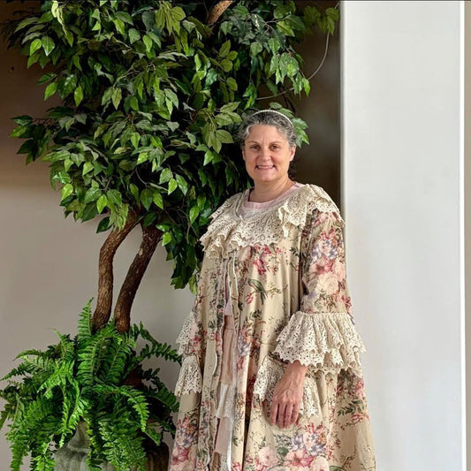 OVERSIZED FLORAL PRINT LACE DUSTER