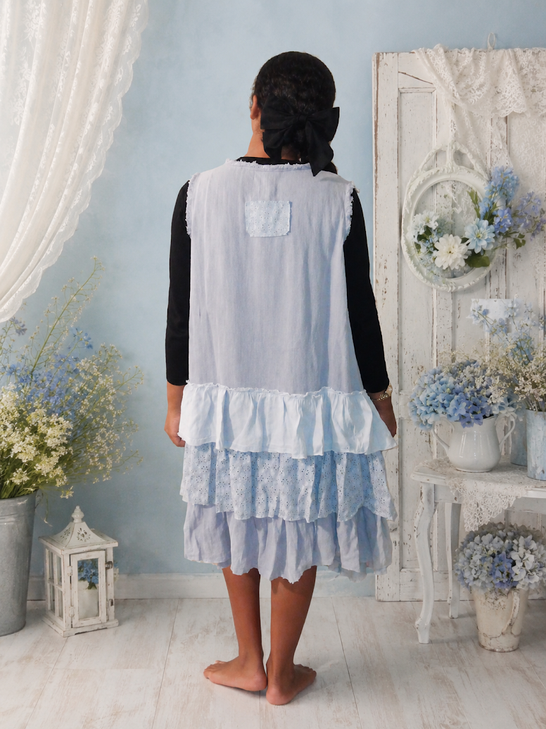 BLU RUFFLE TOP