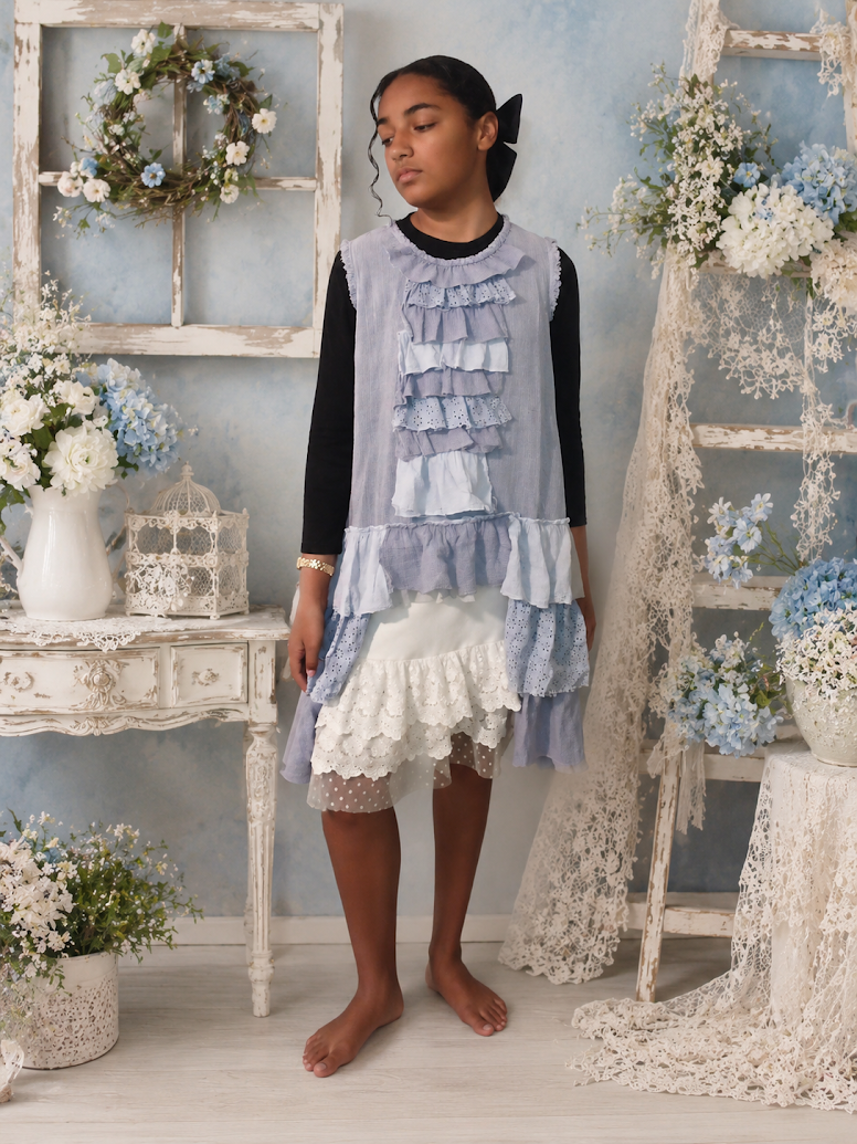 BLU RUFFLE TOP