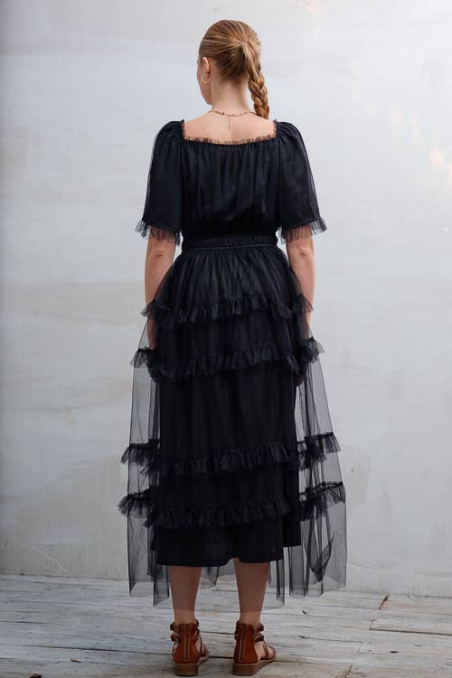SHORT SLEEVE TULLE TIER MIDI DRESS