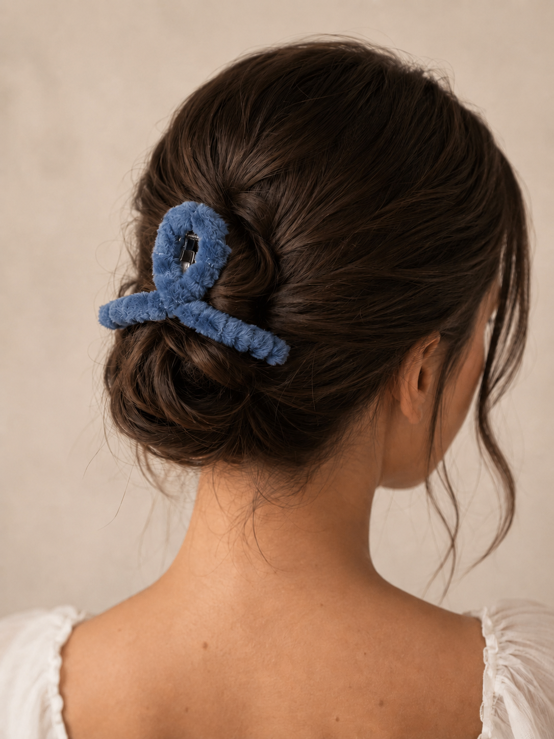 VELVET TEXTURE CLAW CLIP