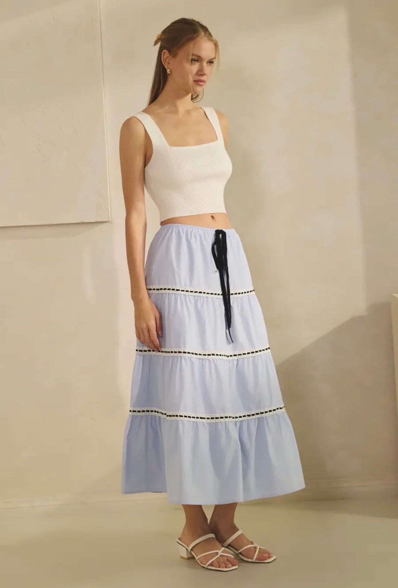 Blue skies stroll skirt