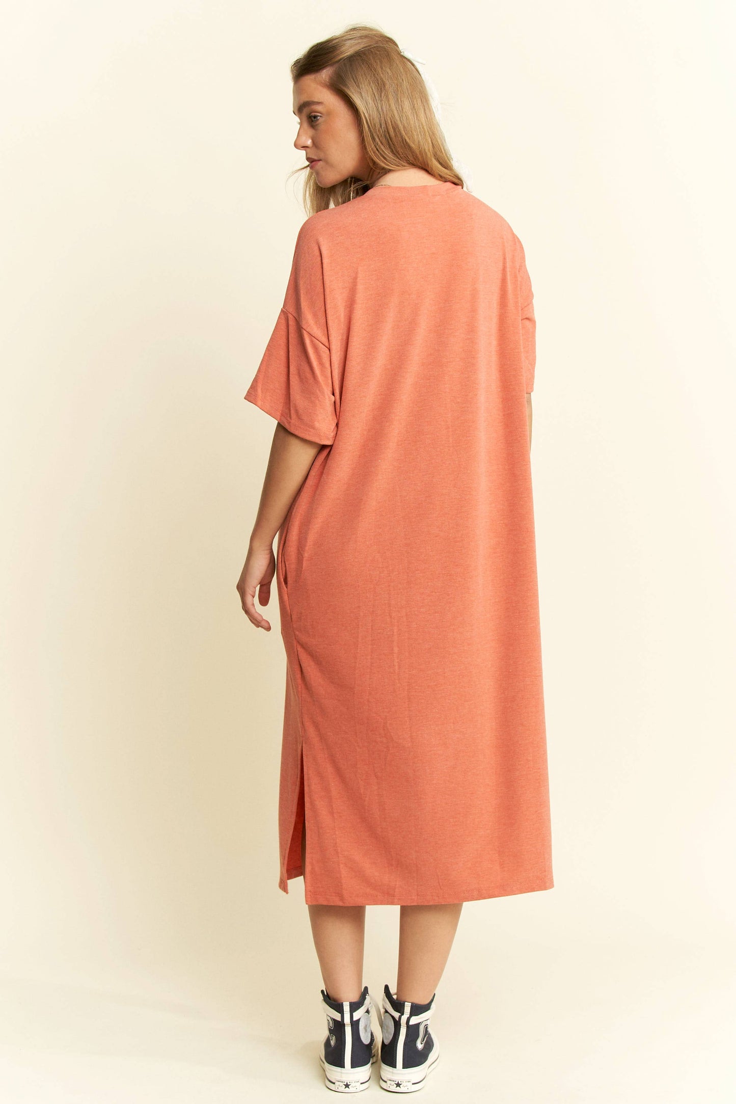 PLUS SIZE SOLID SIDE SLIT MIDI DRESS