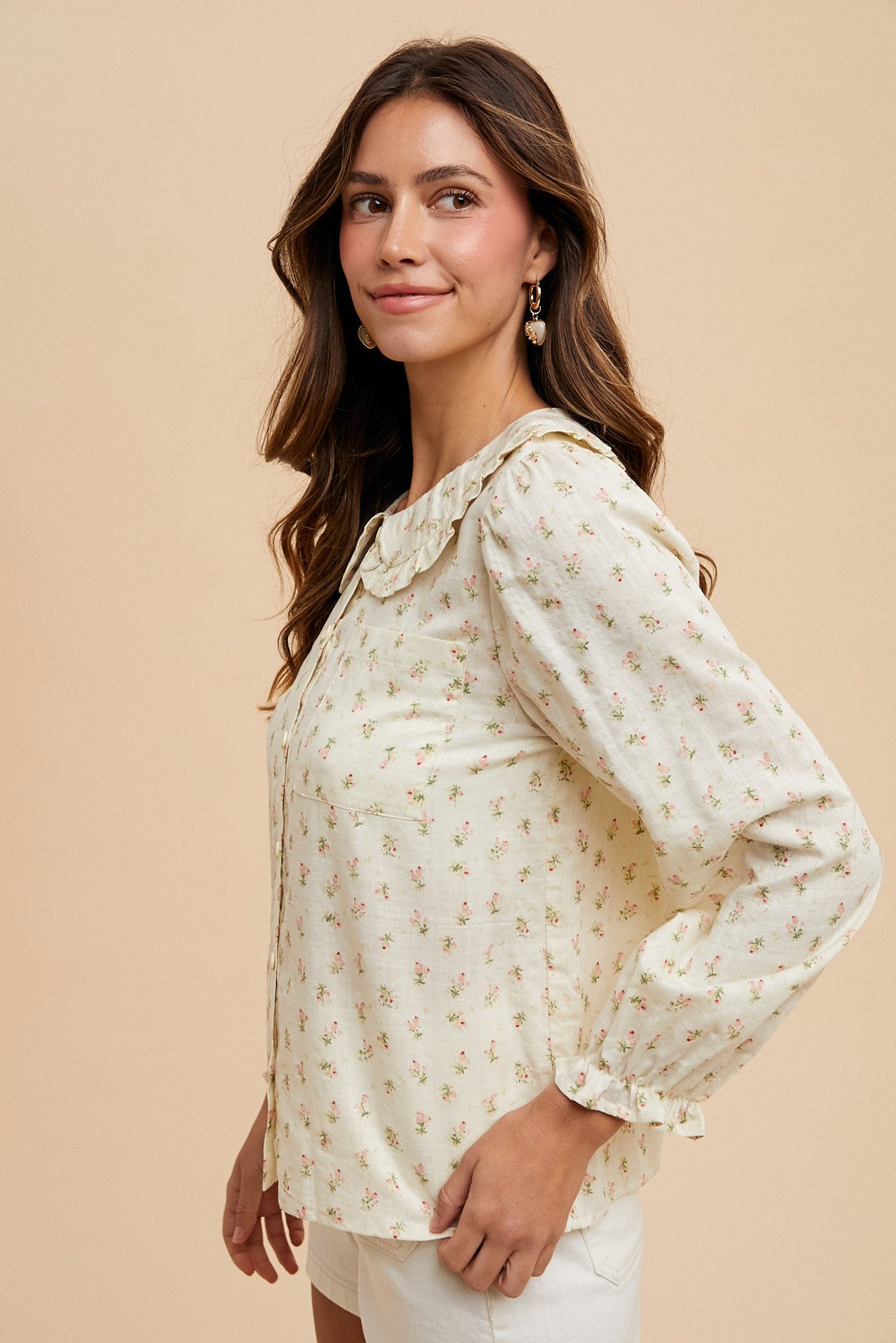 Ditsy Flower Print Peter Pan Collared Blouse