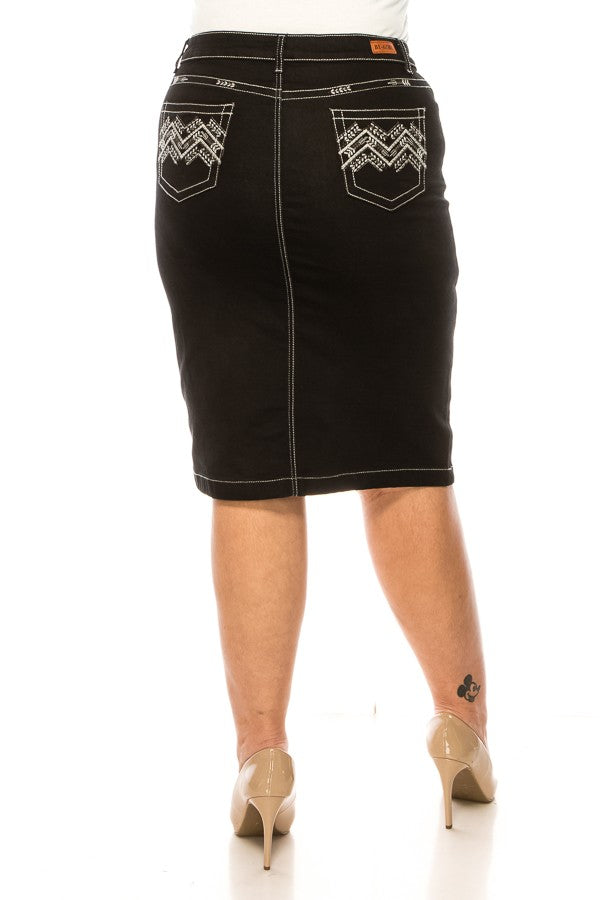 BLACK> PLUS SIZE