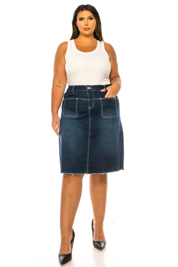 PLUS SIZE W/ FRAYED HEM