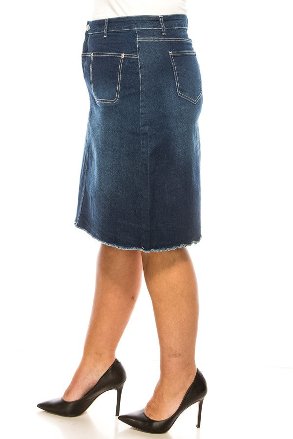 PLUS SIZE W/ FRAYED HEM