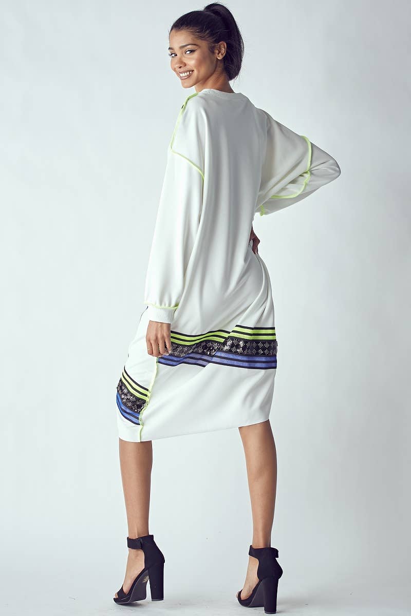 OVERFITTING DRESS WITH SEQUIN AND MESH DETAIL
