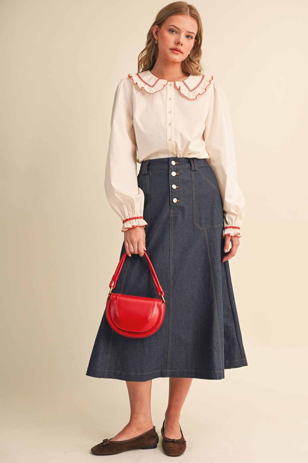 EMBROIDERED RUFFLED DOLL COLLAR BUTTON UP TOP MTP5154
