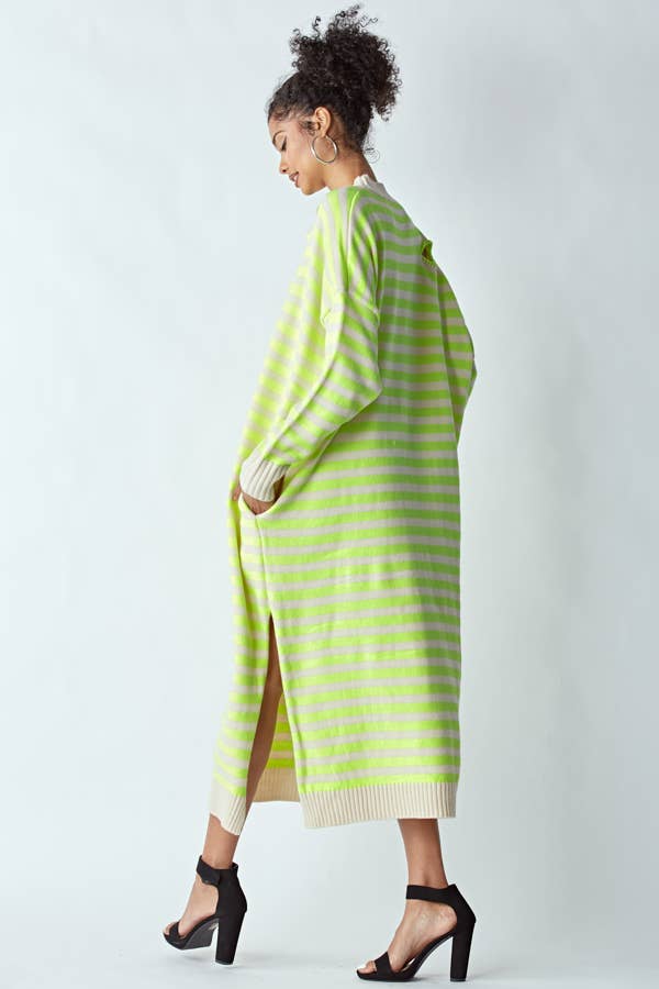 OVERFITTING CHUNKY KNIT DRESS WITH POCKETS