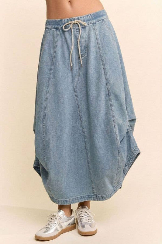 WASHED DENIM PARACHUTE SKIRT