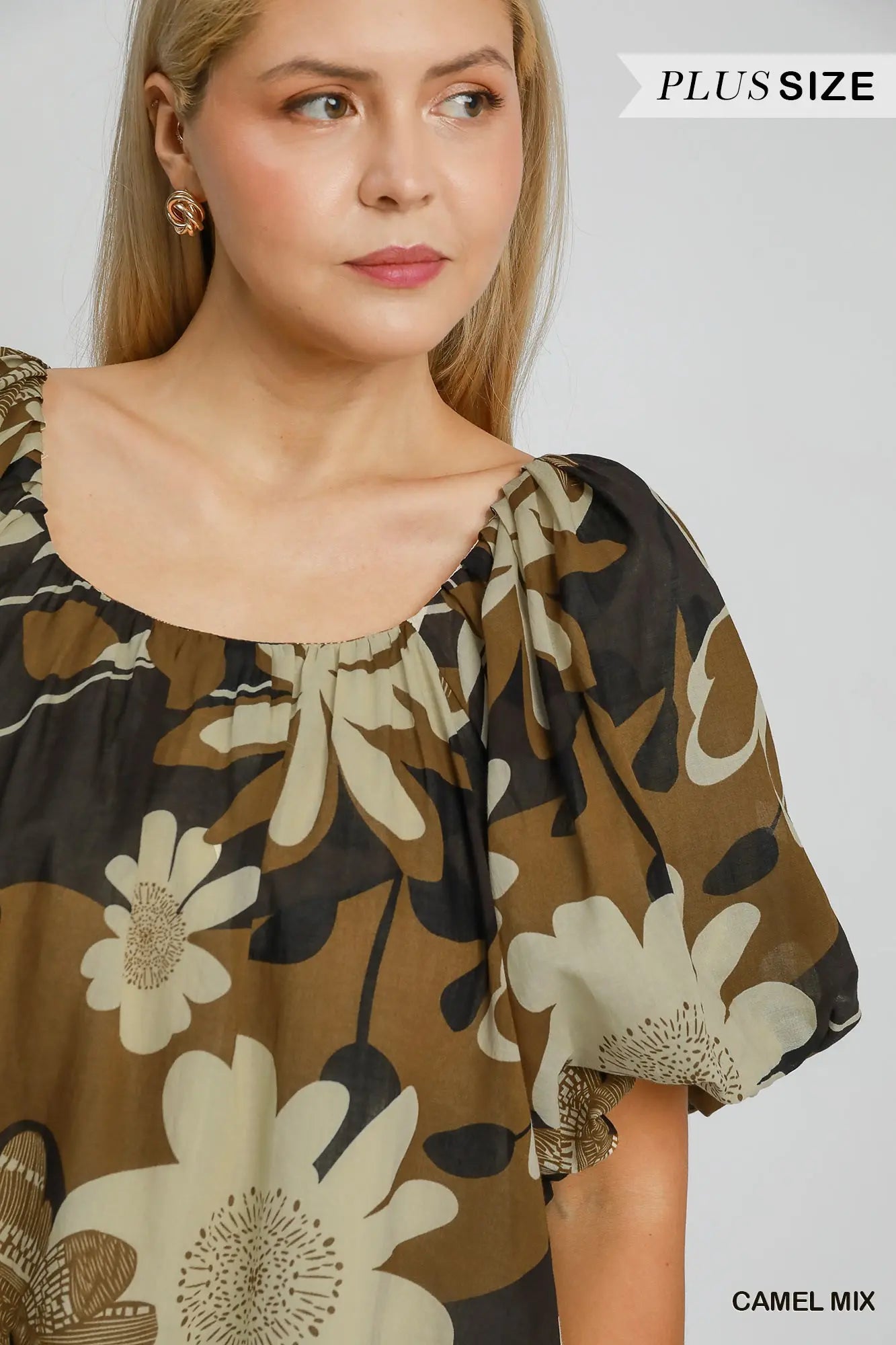 Round Neck Print Top Floral Camel Mix