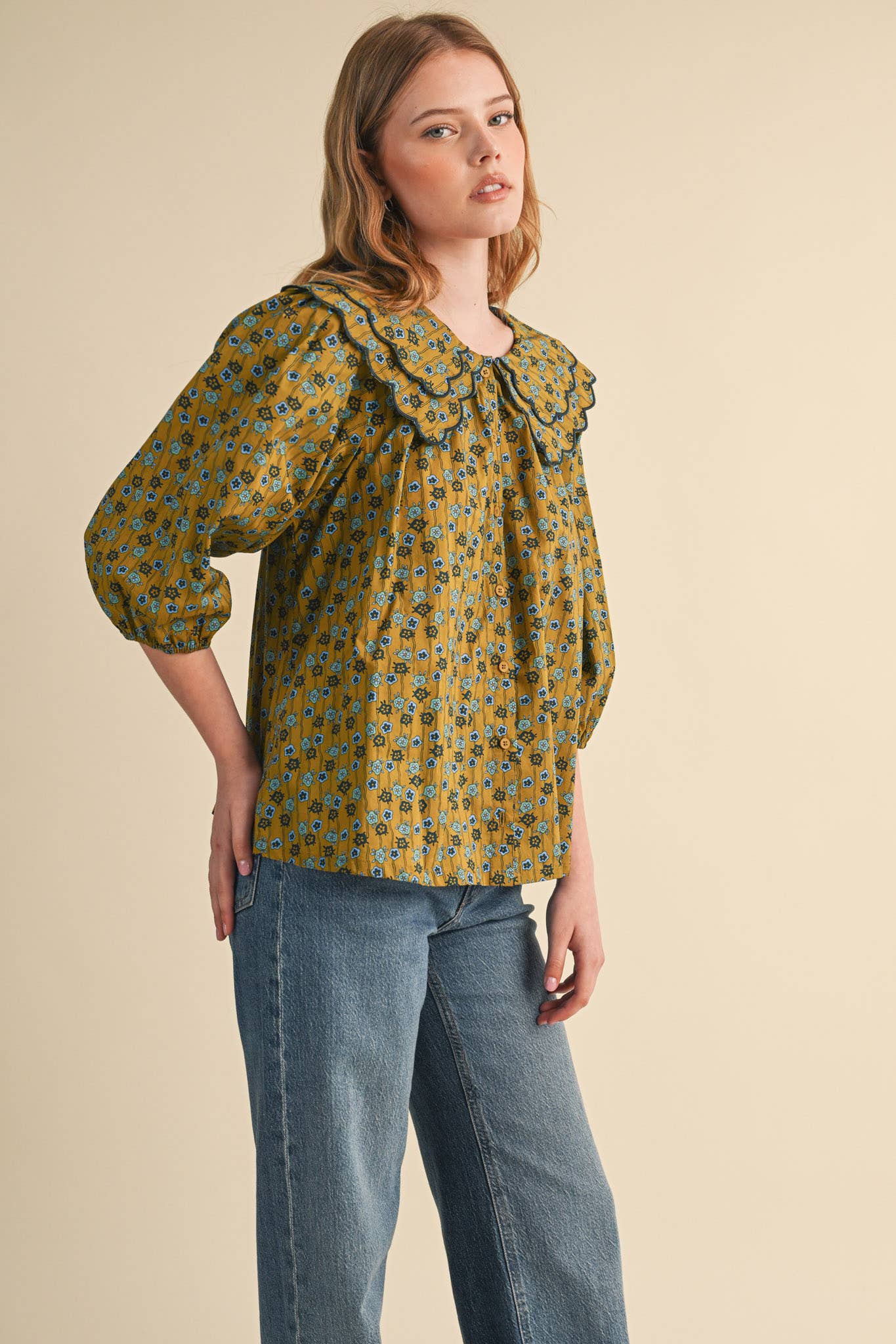 SCALLOPED DOLL COLLAR BUTTON UP FLORAL TOP MTP4964