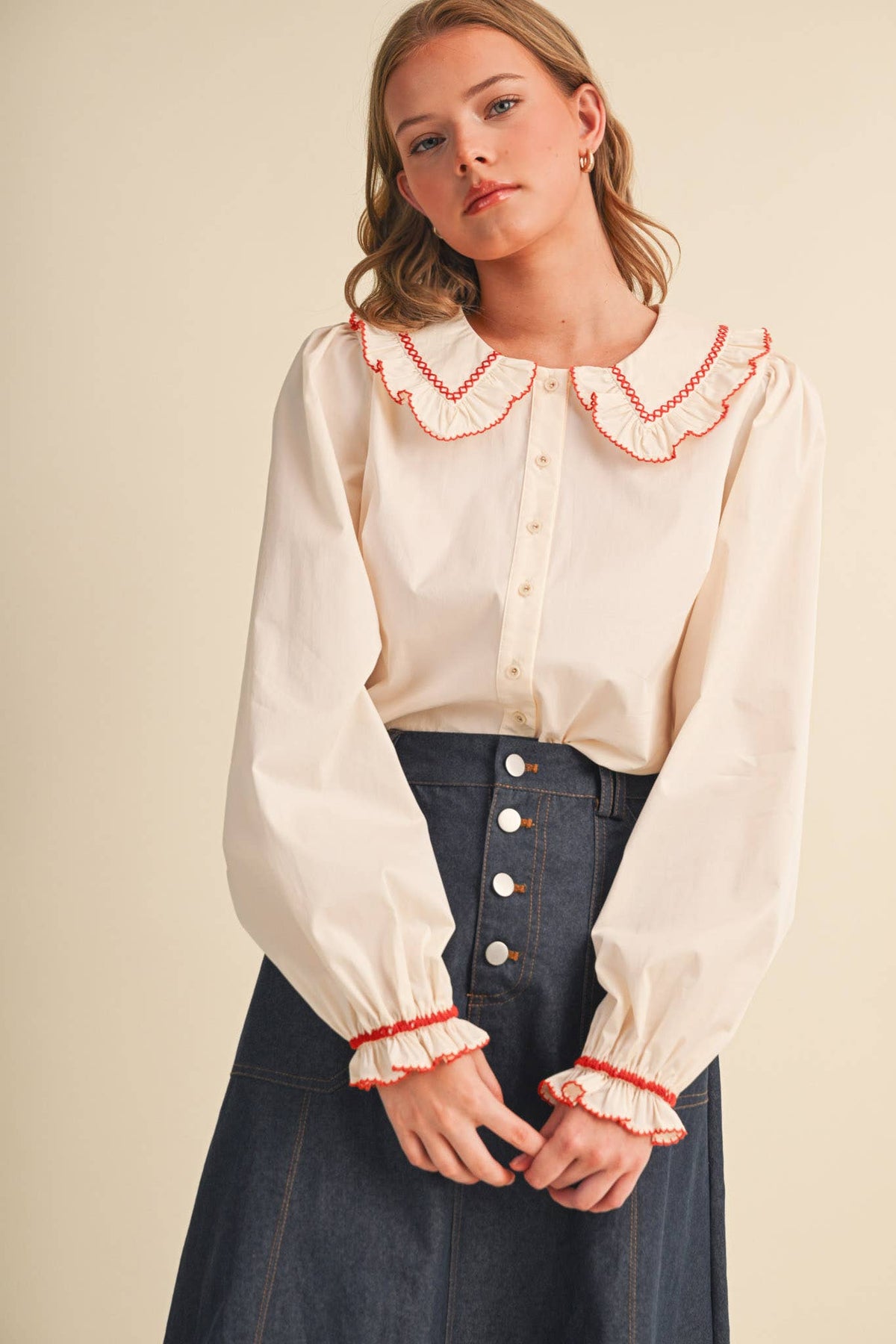 EMBROIDERED RUFFLED DOLL COLLAR BUTTON UP TOP MTP5154