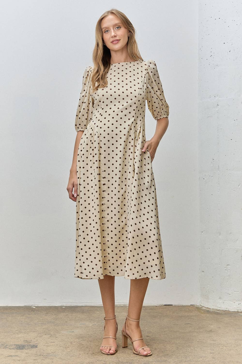 (PLUS) Classic Polka Dot Puff Sleeve Midi Dress