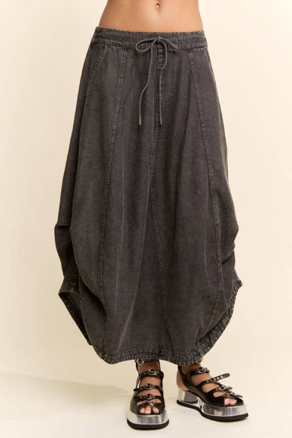 WASHED DENIM PARACHUTE SKIRT