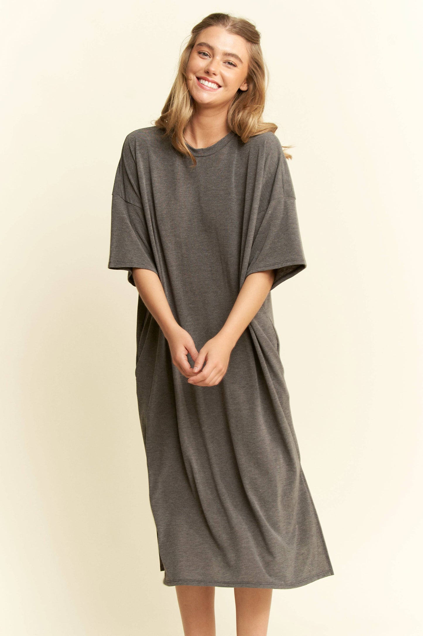 PLUS SIZE SOLID SIDE SLIT MIDI DRESS