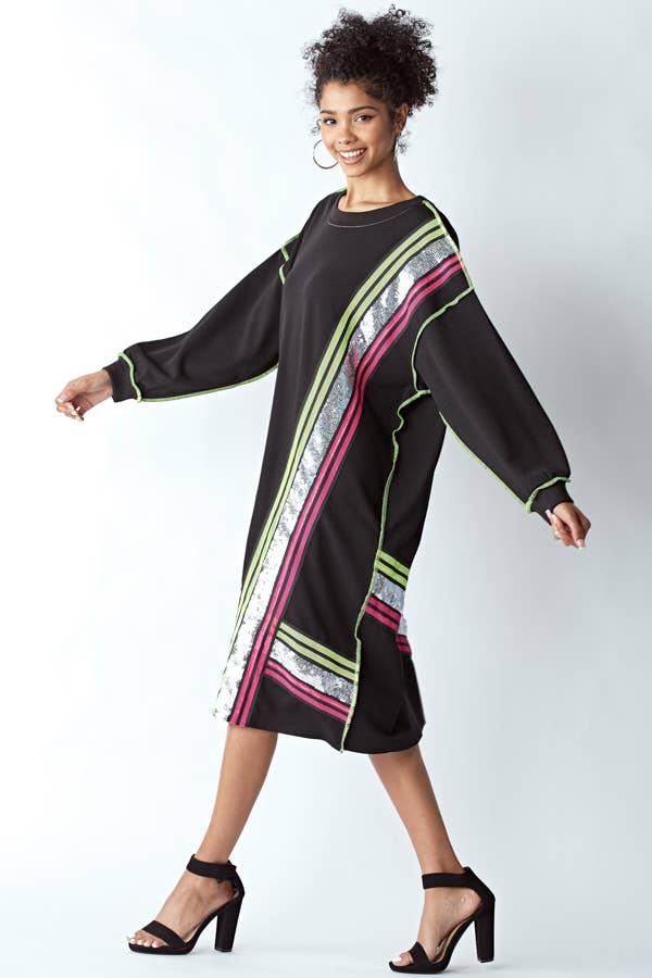 OVERFITTING DRESS WITH SEQUIN AND MESH DETAIL