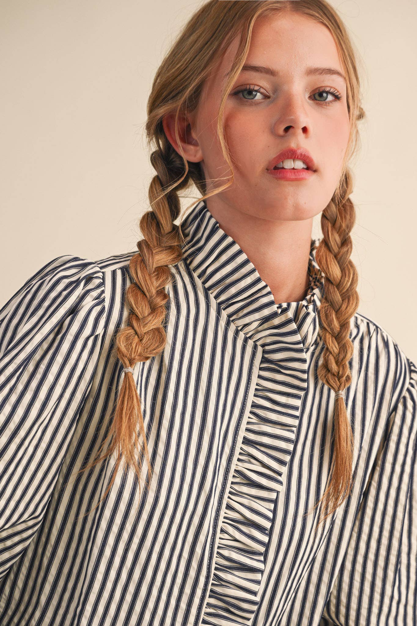 STRIPED RUFFLED BUTTON DOWN LONG SLEEVE TOP MTP4319