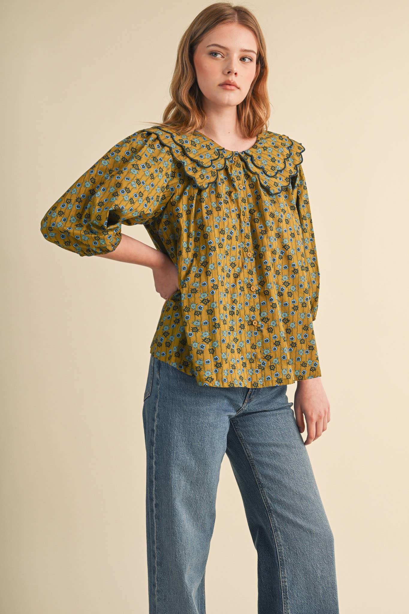 SCALLOPED DOLL COLLAR BUTTON UP FLORAL TOP MTP4964