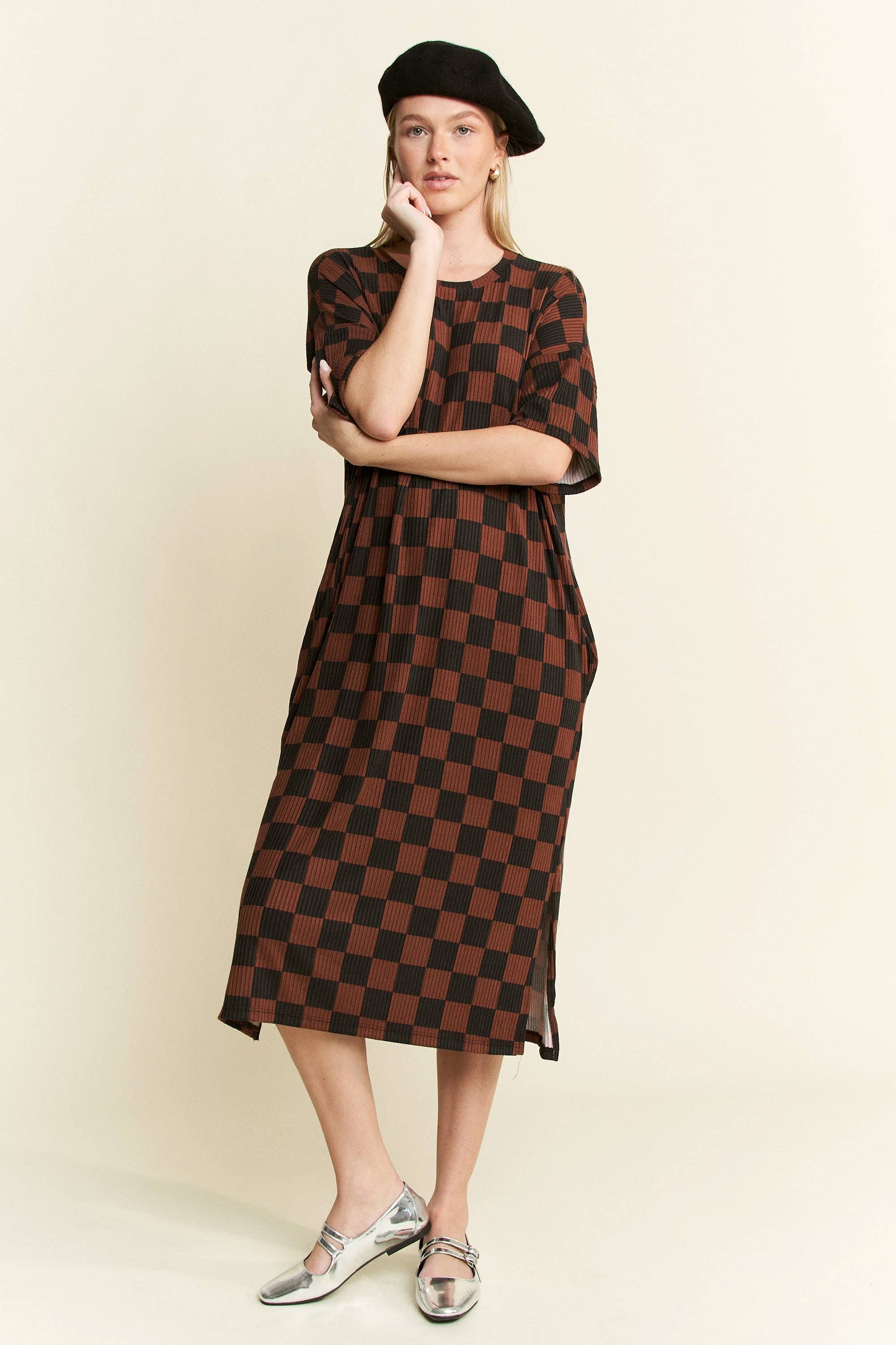 1/2 SLEEVE RIBBED CHECKERBOARD MIDI DRESS