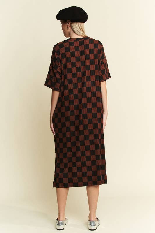 PLUS SIZE 1/2 SLEEVE RIBBED CHECKERBOARD MIDI DRESS