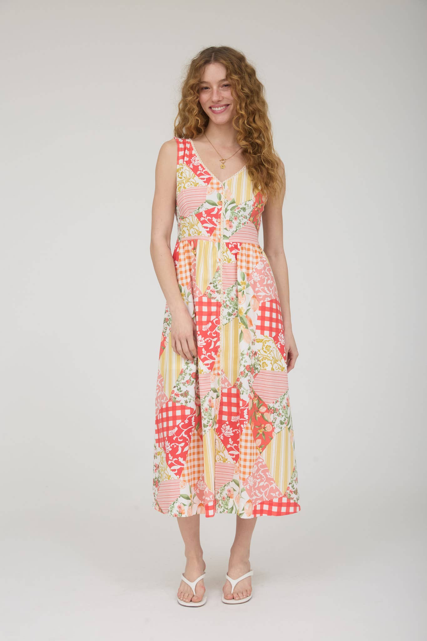 MULTI-PATTERN V NECK SLEEVELESS MAXI DRESS