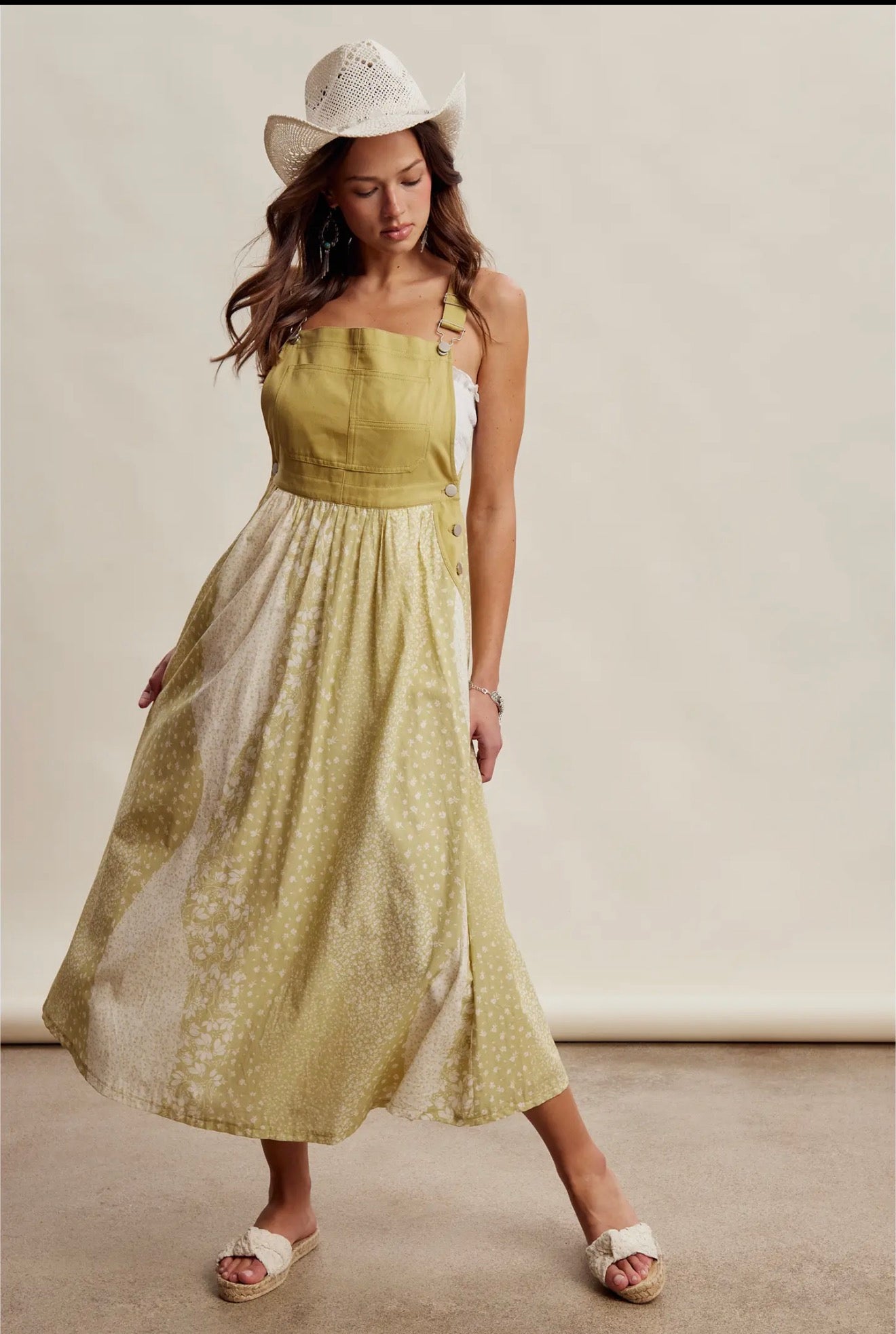 Sunshine overall dress