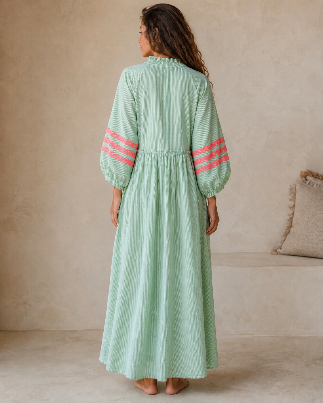 The Mint Julep Embroidered Dress 💚💕