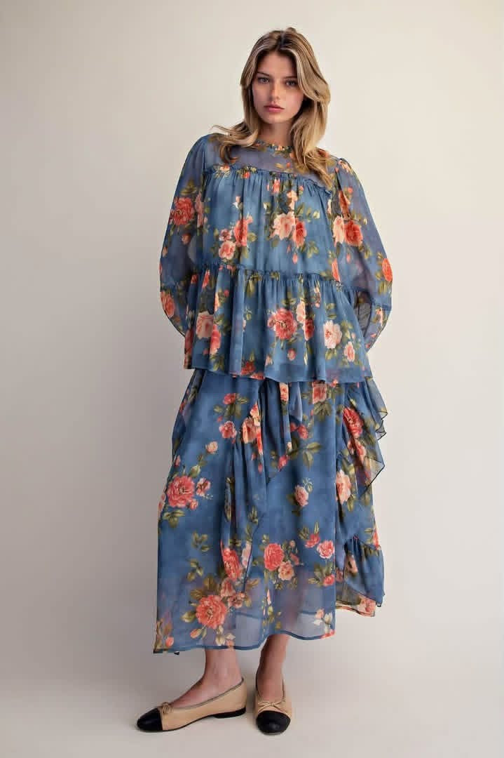The Blue Belle Garden Set