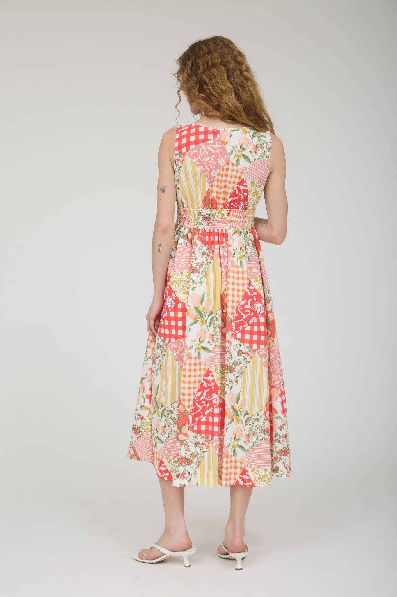 MULTI-PATTERN V NECK SLEEVELESS MAXI DRESS