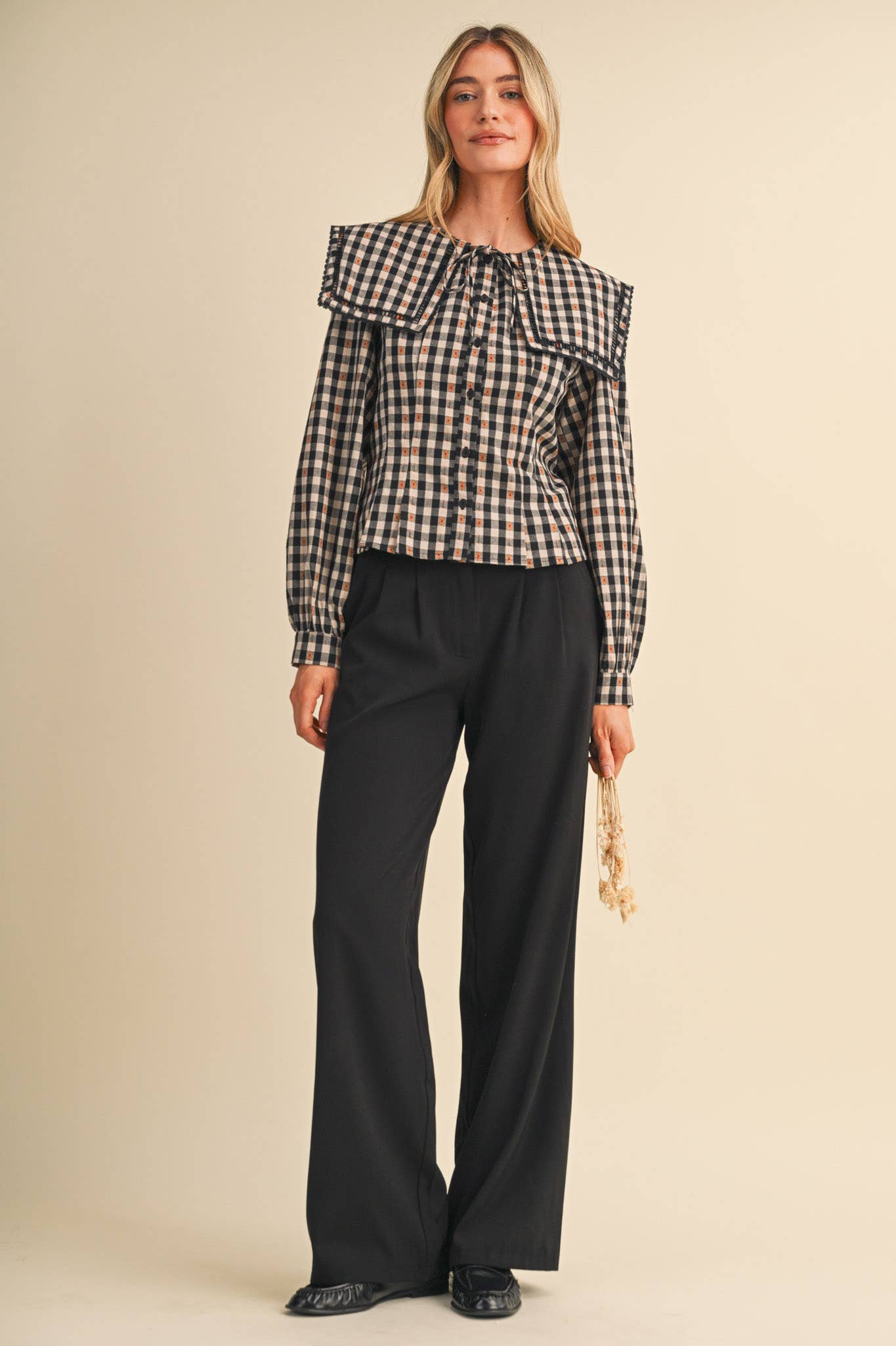 GINGHAM PILGRIM COLLAR BUTTON UP TOP MTP5151