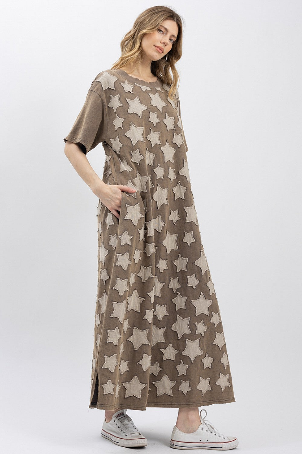 STAR PATCH SHORT SLEEVE LONG DRESS