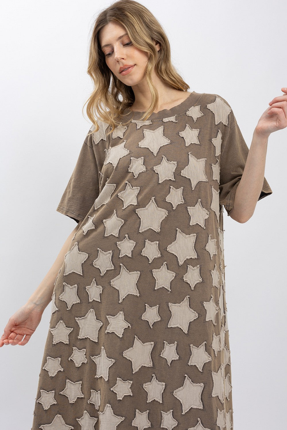 STAR PATCH SHORT SLEEVE LONG DRESS