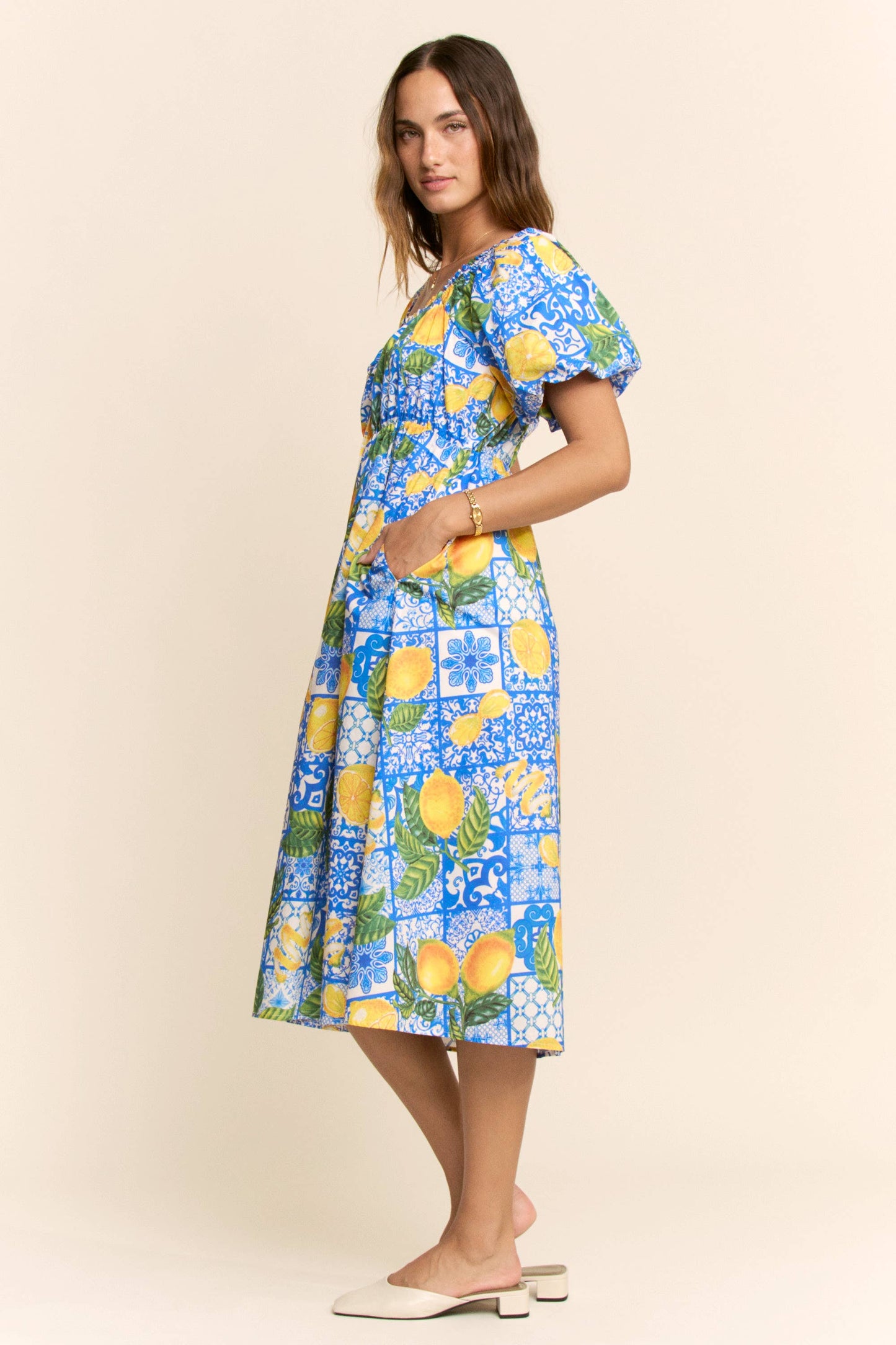 PLUS LEMON AZULEJO PUFFED SLEEVE SMOCK MIDI DRESS