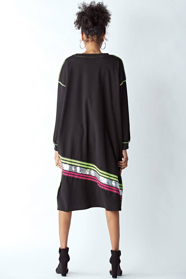 OVERFITTING DRESS WITH SEQUIN AND MESH DETAIL