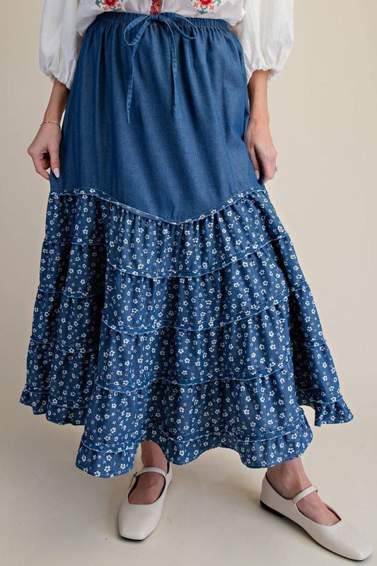 LITTLE WHITE FLOWER DENIM SKIRT