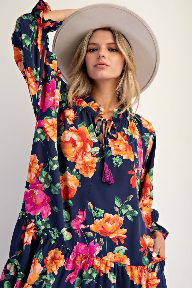 THE FLOWY FLORAL MAXI DRESS