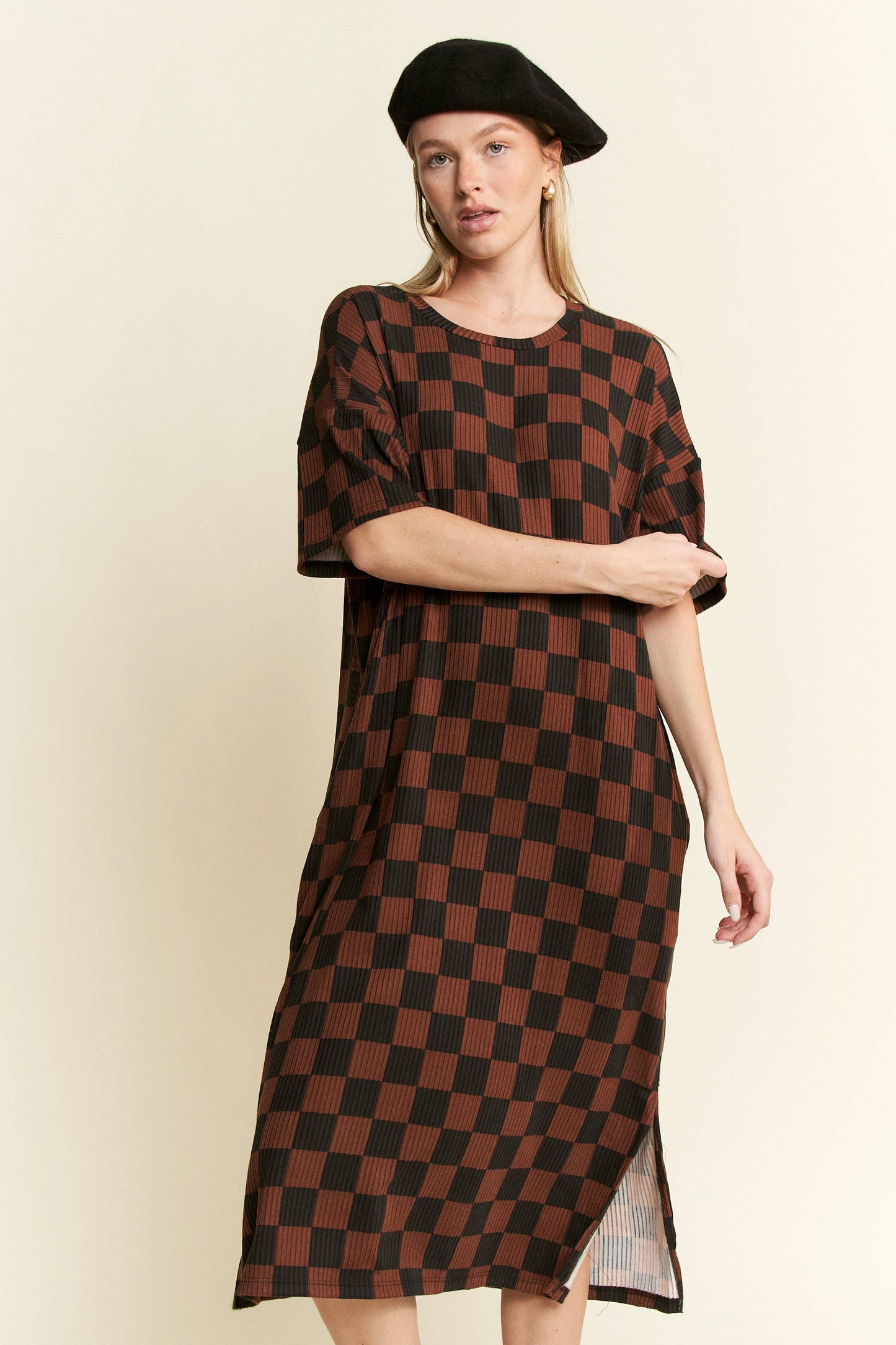 1/2 SLEEVE RIBBED CHECKERBOARD MIDI DRESS