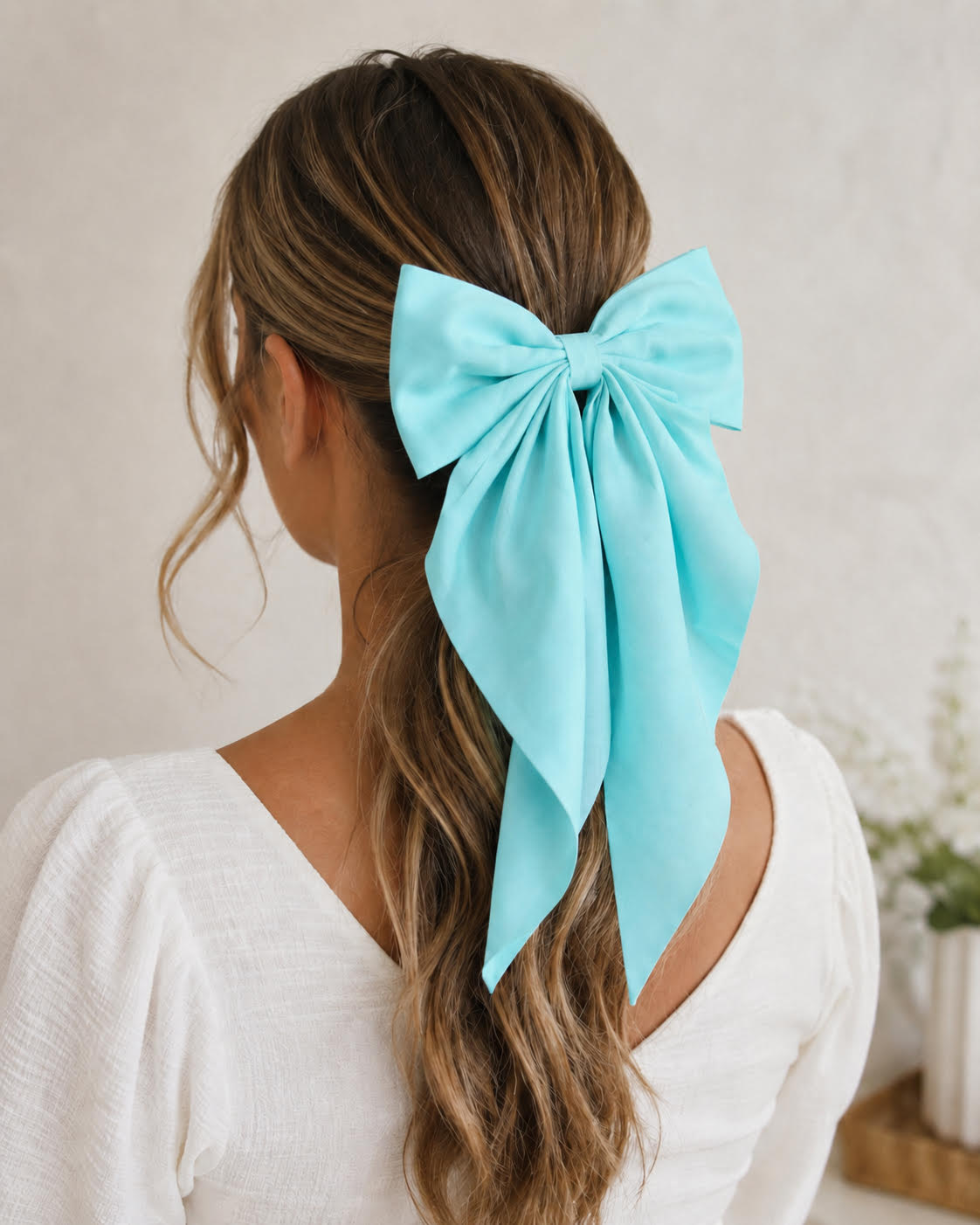 OVERSIZED BOW